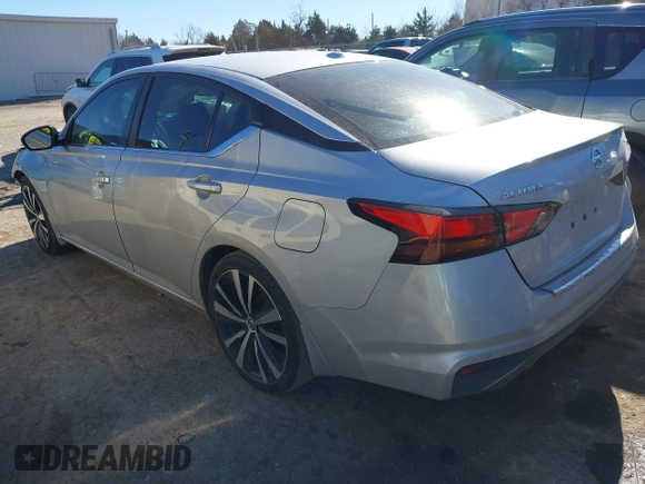 2021 Nissan Altima 2.5 SR with VIN 1N4BL4CV4MN330818, listed as a IAAI auction lot 41400836 with 41,199 mi miles. Bid and sale history available at carsss.com. Image 3.