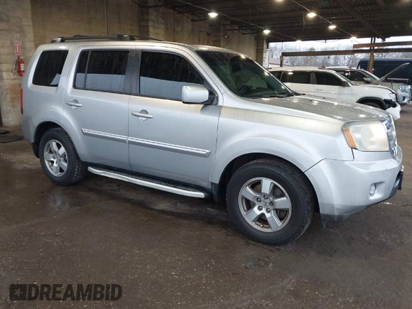 2011 Honda Pilot EX-L with VIN 5FNYF4H56BB057039, listed as a IAAI auction lot 41946647 with 187,783 mi miles. Bid and sale history available at carsss.com. Image 1.