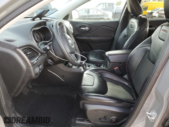 2019 Jeep Cherokee Trailhawk Elite с VIN 1C4PJMBN7KD436769, выставлен на аукционе Copart как лот 87076024 с пробегом 40 150 миль миль и Списание • Salvage title. История ставок и продаж доступна на DreamBid. Изображение 7.