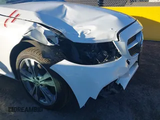 2017 Mercedes-Benz C 300 with VIN WDDWJ4JB4HF505505, listed as a IAAI auction lot 41413118 with 33,022 mi miles and . Bid and sale history available at carsss.com. Image 6.