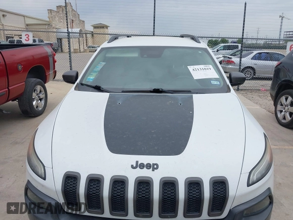2015 Jeep Cherokee Trailhawk with VIN 1C4PJMBS9FW623740, listed as a IAAI auction lot 42131019 with 155,105 mi miles and . Bid and sale history available at DreamBid. Image 12.