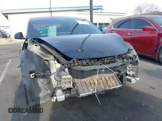 2023 Tesla Model 3 Performance z VIN 5YJ3E1EC3PF716085, wystawiony jako IAAI lot #41911684 z przebiegiem 45 184 mil mil oraz . Historia ofert i sprzedaży dostępna na DreamBid. Obrazek 6.
