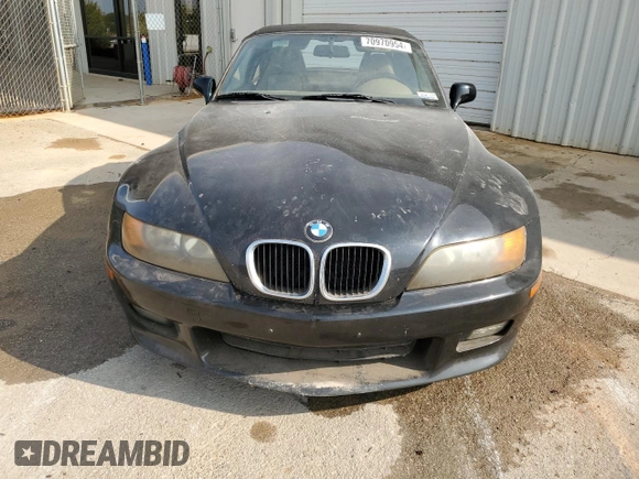 1998 BMW 3 Series 2.8L with VIN 4USCJ332XWLC11512, listed as a Copart auction lot 70970954 with 152,346 mi miles and Clean Title. Bid and sale history available at carsss.com. Image 5.