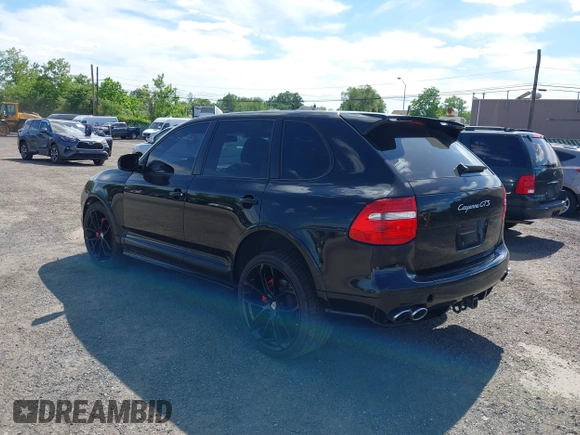 2009 Porsche Cayenne GTS z VIN WP1AD29P59LA62914, wystawiony jako IAAI lot #42307217 z przebiegiem 138 248 mil mil oraz . Historia ofert i sprzedaży dostępna na DreamBid. Obrazek 3.