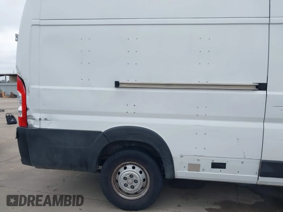 2021 Ram ProMaster Cargo with VIN 3C6MRVJG6ME551859, listed as a IAAI auction lot 41620269 with 71,790 mi miles and . Bid and sale history available at carsss.com. Image 18.