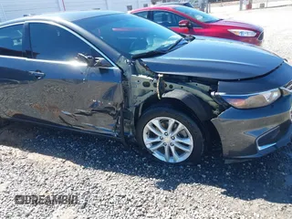 2018 Chevrolet Malibu LT with VIN 1G1ZD5ST3JF103582, listed as a IAAI auction lot 41789315 with 160,266 mi miles. Bid and sale history available at carsss.com. Image 6.