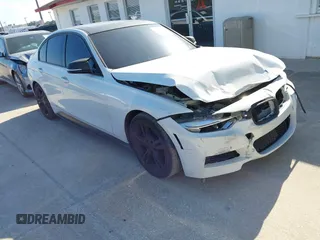 2013 BMW 3 Series 328i with VIN WBA3A5C52DF359204, listed as a IAAI auction lot 41902568 with 1 mi miles. Bid and sale history available at carsss.com. Image 1.