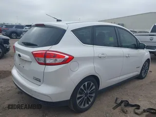 2018 Ford C-Max Titanium with VIN 1FADP5DUXJL104279, listed as a IAAI auction lot 41882275 with 55,137 mi miles and . Bid and sale history available at DreamBid. Image 4.