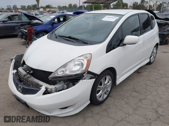 2009 Honda Fit Sport with VIN JHMGE88409S021730, listed as a IAAI auction lot 42045023 with 309,995 mi miles. Bid and sale history available at carsss.com. Image 20.
