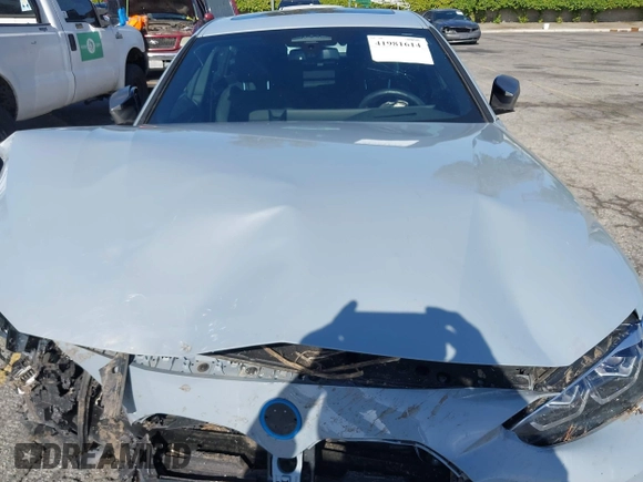 2024 BMW i4 M50 z VIN WBY33AW06RFS45489, wystawiony jako IAAI lot #41981614 z przebiegiem 35 713 mil mil oraz . Historia ofert i sprzedaży dostępna na DreamBid. Obrazek 10.