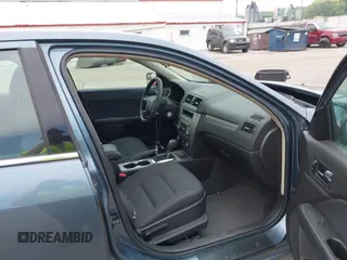 2012 Ford Fusion SE z VIN 3FAHP0HAXCR200826, wystawiony jako IAAI lot #42448447 z przebiegiem 109 439 mil mil oraz . Historia ofert i sprzedaży dostępna na DreamBid. Obrazek 5.