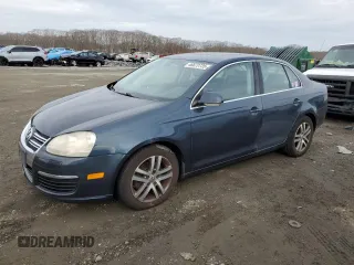 2006 Volkswagen Jetta Sedan 2.5L with VIN 3VWSG71K96M784162, listed as a Copart auction lot 46672735 with 195,157 mi miles and Non Repairable. Bid and sale history available at carsss.com. Image 1.