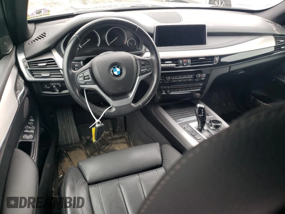 2017 BMW X5 xDrive50i with VIN 5UXKR6C30H0U13764, listed as a Copart auction lot 54575335 with 27,539 mi miles and Salvage title. Bid and sale history available at DreamBid. Image 8.