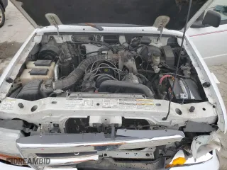 1998 Ford Ranger XL with VIN 1FTYR14C5WPB54402, listed as a Copart auction lot 44180455 with 162,832 mi miles and Salvage Title. Bid and sale history available at carsss.com. Image 11.