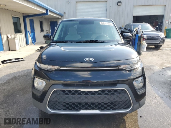 2020 Kia Soul X-Line with VIN KNDJ23AU6L7032514, listed as a Copart auction lot 44331945 with 86,787 mi miles and Non Repairable. Bid and sale history available at carsss.com. Image 5.