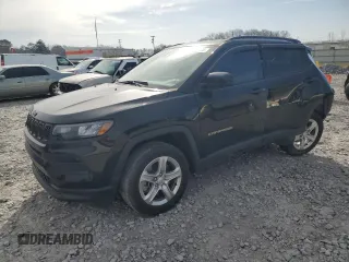 2023 Jeep Compass Latitude z VIN 3C4NJDBN4PT544548, wystawiony jako Copart lot #47981135 z przebiegiem 21 335 mil mil oraz Szkoda całkowita • Salvage title. Historia ofert i sprzedaży dostępna na DreamBid. Obrazek 1.