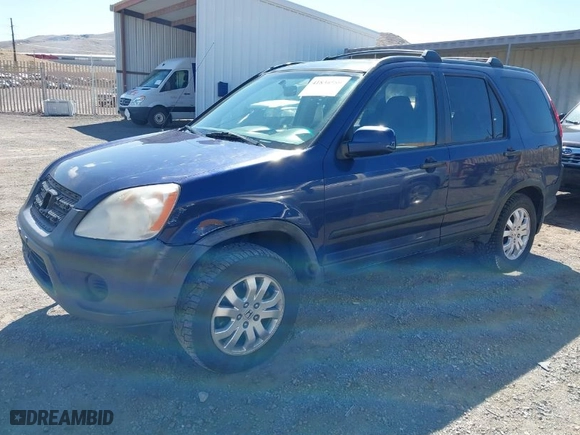 2005 Honda CR-V EX with VIN JHLRD78845C025460, listed as a IAAI auction lot 41836580 with 428,150 mi miles. Bid and sale history available at carsss.com. Image 2.