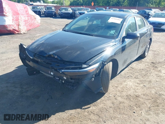 2024 Hyundai Elantra SE with VIN KMHLL4DGXRU729403, listed as a IAAI auction lot 42309484 with 17,252 mi miles and . Bid and sale history available at DreamBid. Image 6.