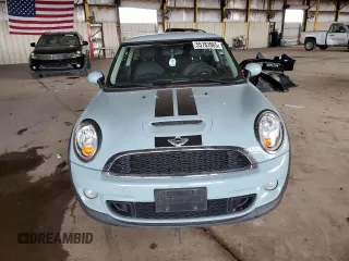 2012 MINI Hardtop S with VIN WMWSV3C5XCT387692, listed as a Copart auction lot 56420445 with 84,123 mi miles and Salvage title. Bid and sale history available at DreamBid. Image 5.