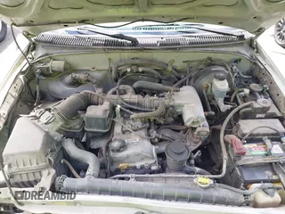 2001 Toyota Tacoma z VIN 5TENL42N81Z781994, wystawiony jako IAAI lot #42257348 z przebiegiem 196 508 mil mil oraz . Historia ofert i sprzedaży dostępna na DreamBid. Obrazek 10.