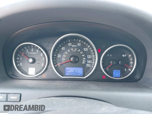 2007 Hyundai Veracruz GLS with VIN KM8NU13C97U009896, listed as a IAAI auction lot 42824029 with 200,964 mi miles and . Bid and sale history available at DreamBid. Image 7.