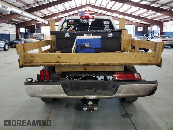 2004 Dodge 2500 SLT with VIN 3D7KU28C74G256604, listed as a Copart auction lot 68706154 with 334,265 mi miles and Clean Title. Bid and sale history available at DreamBid. Image 6.