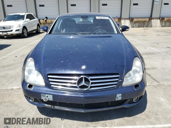 2007 Mercedes-Benz CLS 550 with VIN WDDDJ72X67A105461, listed as a Copart auction lot 53457615 with 9,376 mi miles and Clean title. Bid and sale history available at DreamBid. Image 5.