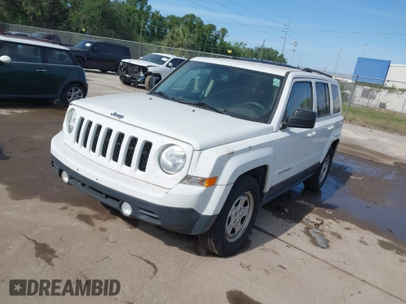 2016 Jeep Patriot Sport with VIN 1C4NJPBA3GD693490, listed as a IAAI auction lot 42086206 with 130,968 mi miles. Bid and sale history available at carsss.com. Image 2.