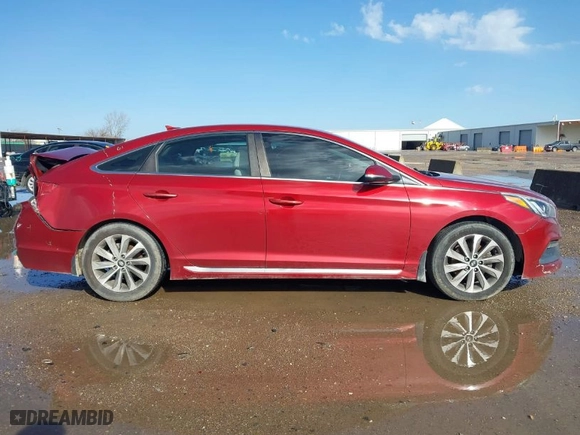 2015 Hyundai Sonata 2.4L Limited with VIN 5NPE34AF9FH190786, listed as a IAAI auction lot 41695870 with 137,178 mi miles. Bid and sale history available at carsss.com. Image 13.