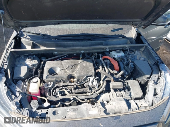 2021 Toyota RAV4 Hybrid XSE z VIN 2T3E6RFV8MW006805, wystawiony jako IAAI lot #41973250 z przebiegiem 77 483 mil mil oraz . Historia ofert i sprzedaży dostępna na DreamBid. Obrazek 10.