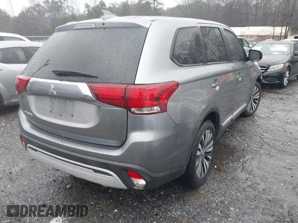2020 Mitsubishi Outlander ES with VIN JA4AD2A35LZ007680, listed as a IAAI auction lot 41753352 with 134,283 mi miles. Bid and sale history available at carsss.com. Image 4.