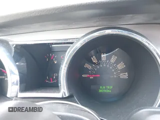2008 Ford Mustang Deluxe with VIN 1ZVHT80N285196801, listed as a IAAI auction lot 42685201 with 303,943 mi miles and . Bid and sale history available at DreamBid. Image 7.