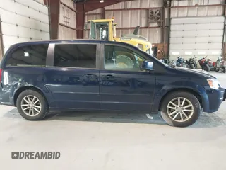2016 Dodge Grand Caravan SXT with VIN 2C4RDGCG1GR169120, listed as a IAAI auction lot 40546763 with 79,726 mi miles and . Bid and sale history available at DreamBid. Image 14.