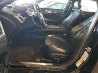 2019 Lincoln MKZ Hybrid Reserve II with VIN 3LN6L5MU2KR620987, listed as a Copart auction lot 45592715 with 205,169 mi miles and Salvage title. Bid and sale history available at DreamBid. Image 7.