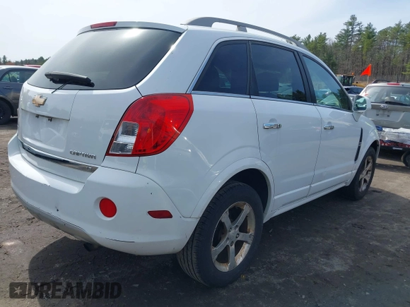 2014 Chevrolet Captiva Sport LT with VIN 3GNAL3EK1ES553304, listed as a IAAI auction lot 41955655 with 109,377 mi miles. Bid and sale history available at carsss.com. Image 4.