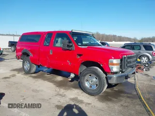 2008 Ford Super Duty F-250 SRW XL with VIN 1FTSX21R68EB61058, listed as a IAAI auction lot 41519690 with 159,697 mi miles. Bid and sale history available at carsss.com. Image 1.