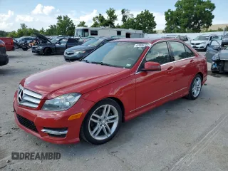 2012 Mercedes-Benz C 300 Sport с VIN WDDGF8BB4CR212951, выставлен на аукционе Copart как лот 62006165 с пробегом 178 564 миль миль и Списание • Salvage title. История ставок и продаж доступна на DreamBid. Изображение 1.