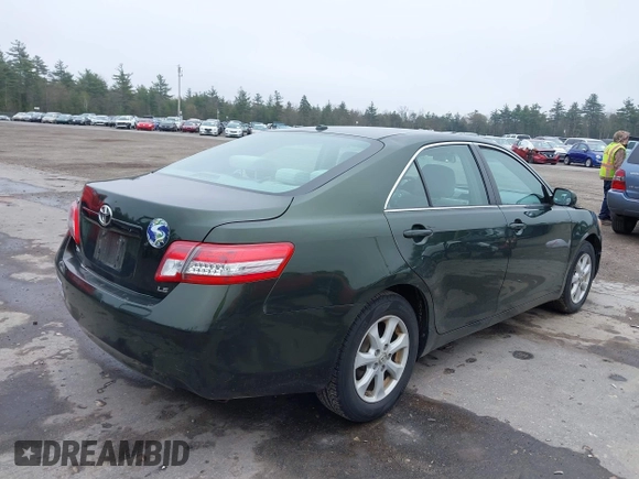 2011 Toyota Camry LE with VIN 4T4BF3EK1BR089092, listed as a IAAI auction lot 42179116 with 211,788 mi miles. Bid and sale history available at carsss.com. Image 4.