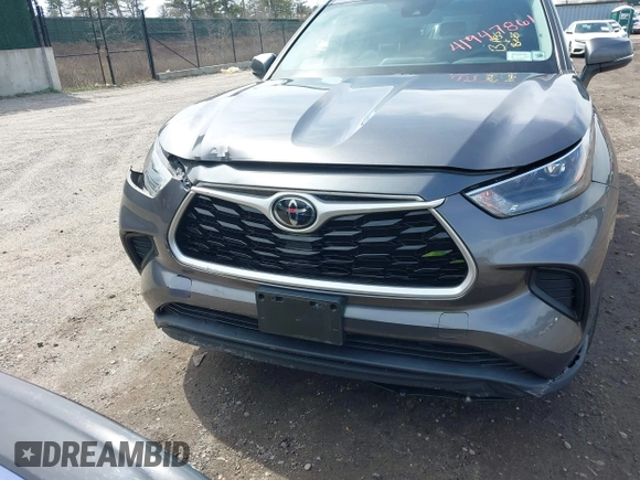 2021 Toyota Highlander L z VIN 5TDCZRBH0MS087637, wystawiony jako IAAI lot #41947861 z przebiegiem 22 626 mil mil oraz . Historia ofert i sprzedaży dostępna na DreamBid. Obrazek 12.