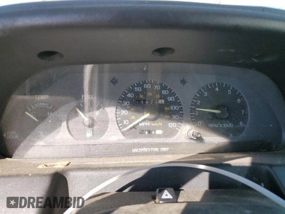 1994 Ford Escort z VIN 3FARP13J4RR122084, wystawiony jako Copart lot #73184804 z przebiegiem 238 604 mil mil oraz Nie do naprawy. Historia ofert i sprzedaży dostępna na DreamBid. Obrazek 9.