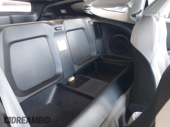 2011 Honda CR-Z with VIN JHMZF1C44BS006903, listed as a IAAI auction lot 42393513 with 87,096 mi miles and . Bid and sale history available at DreamBid. Image 8.