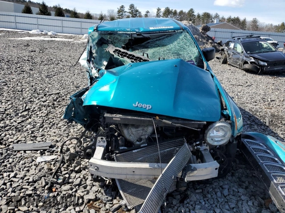 2021 Jeep Renegade Sport with VIN ZACNJCABXMPM22102, listed as a Copart auction lot 48037905 with Not provided miles and Salvage title. Bid and sale history available at DreamBid. Image 5.
