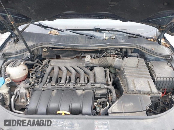 2008 Volkswagen Passat VR6 with VIN WVWRU73C98E015623, listed as a IAAI auction lot 42682325 with 128,731 mi miles and . Bid and sale history available at DreamBid. Image 10.