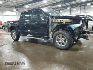 2024 Ford F-150 XLT with VIN 1FTFW3L52RKD62897, listed as a Copart auction lot 46466335 with 15,532 mi miles and Salvage Title. Bid and sale history available at carsss.com. Image 4.