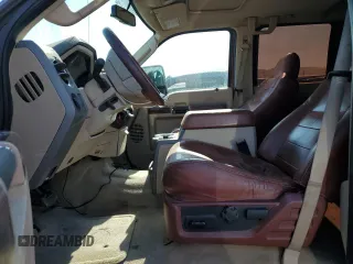 2008 Ford F-250 XL with VIN 1FTSW21R28EC23591, listed as a Copart auction lot 52433965 with 119,669 mi miles and Salvage title. Bid and sale history available at DreamBid. Image 7.