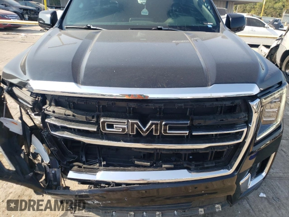 2021 GMC Yukon XL SLT with VIN 1GKS2GKD7MR451511, listed as a Copart auction lot 69013344 with 123,317 mi miles and Salvage Title. Bid and sale history available at carsss.com. Image 12.