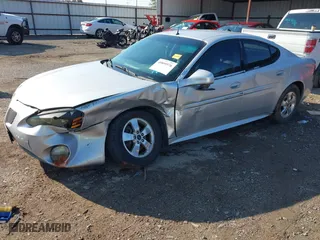2005 Pontiac Grand Prix GT with VIN 2G2WS522151199561, listed as a IAAI auction lot 40809576 with NaN miles. Bid and sale history available at carsss.com. Image 17.
