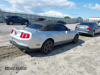 2011 Ford Mustang V6 with VIN 1ZVBP8EM6B5112240, listed as a IAAI auction lot 42030995 with 191,205 mi miles and . Bid and sale history available at carsss.com. Image 4.
