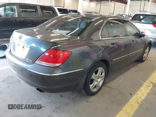 2006 Acura RL with VIN JH4KB165X6C006146, listed as a IAAI auction lot 41734990 with 172,362 mi miles and . Bid and sale history available at DreamBid. Image 4.