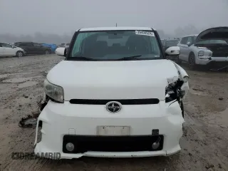 2014 Scion xB with VIN JTLZE4FE8EJ055207, listed as a Copart auction lot 39409524 with 132,748 mi miles and Salvage Title. Bid and sale history available at carsss.com. Image 5.